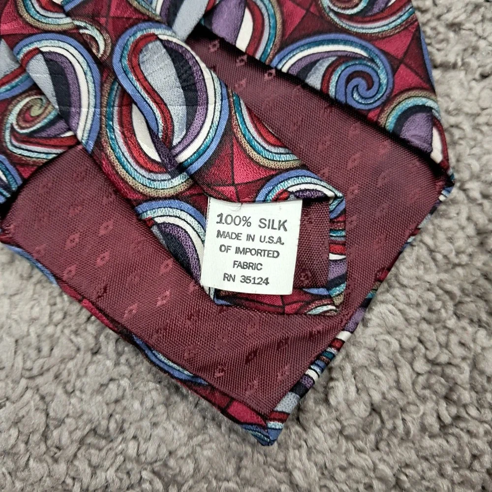 Vintage Lion Crest Paisley Silk Tie Burgundy Blue‎ Purple Geometric Made in USA
